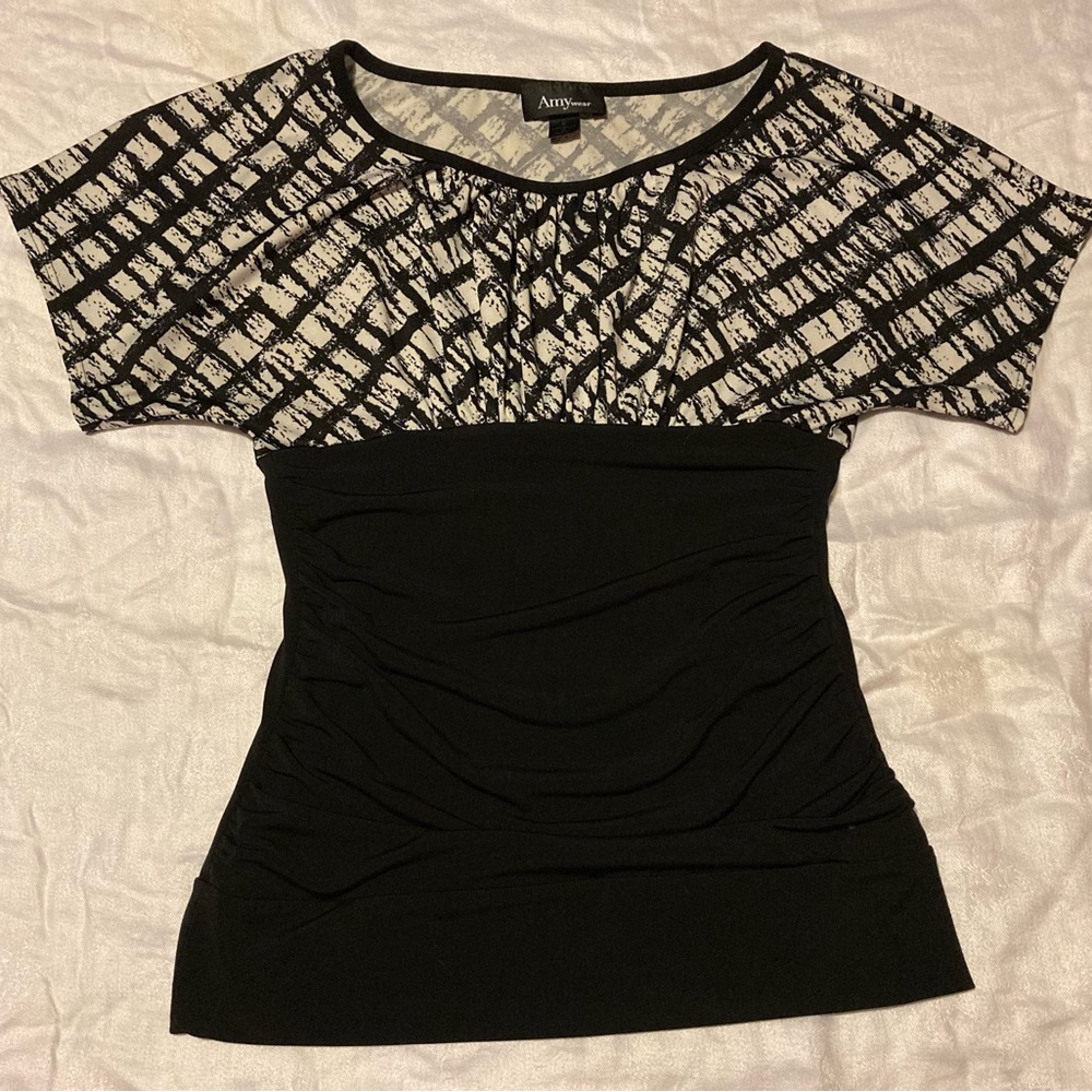 AMYwear Dressy Blouse Size Small (Junior)